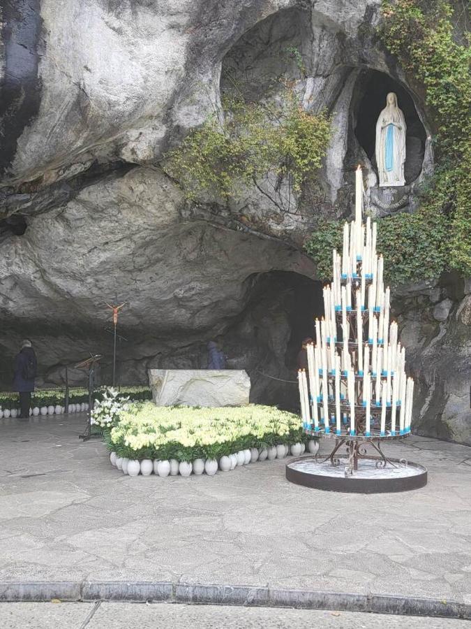 Hotel Saint Clair Lourdes Esterno foto